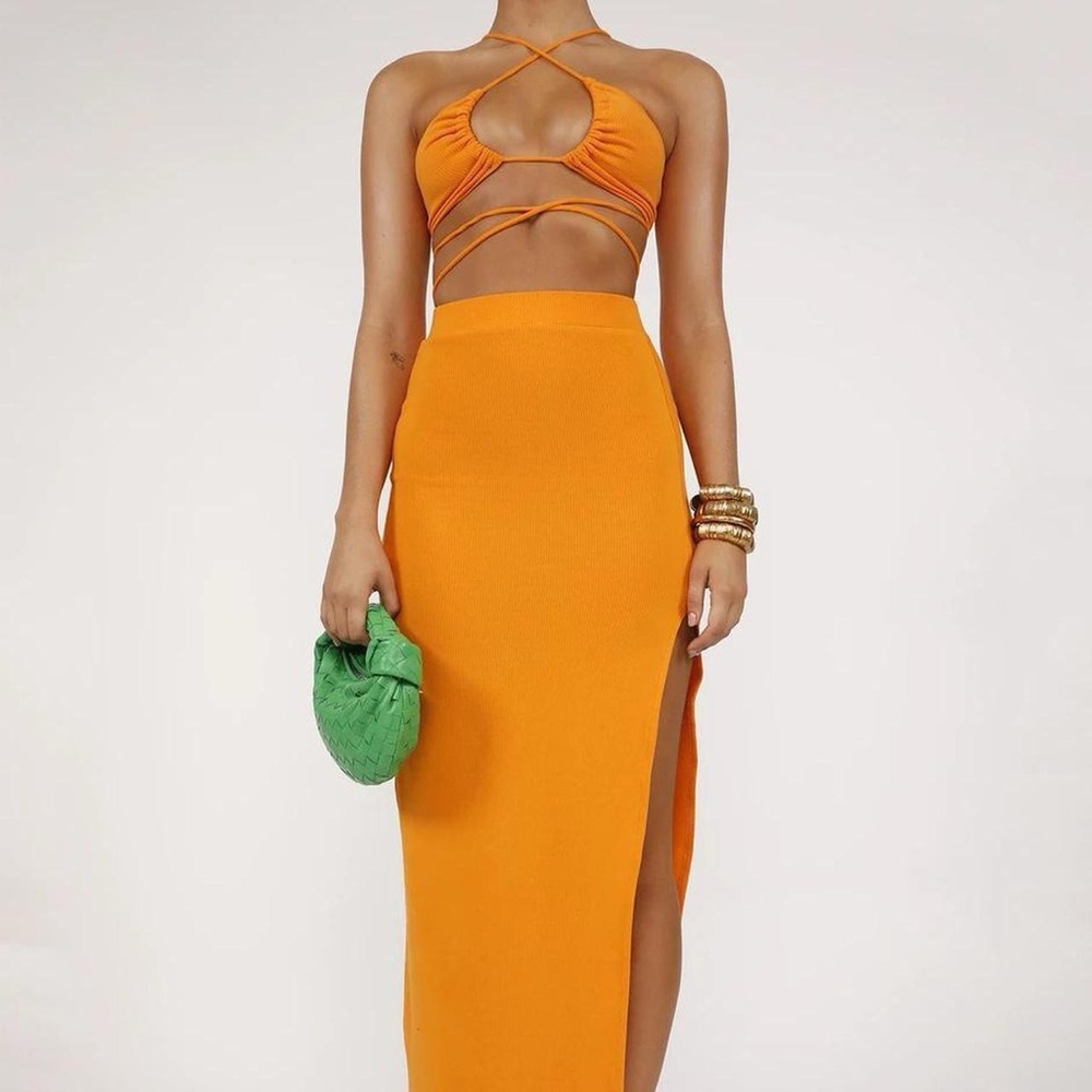 Two piece set